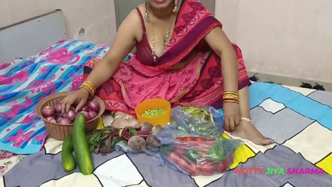 Desi bhabhi ki chudai, 18 year old cock, 18 years old hardcore