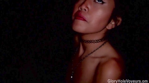 Compilation reale di gloryhole madre e figlia cinesi!